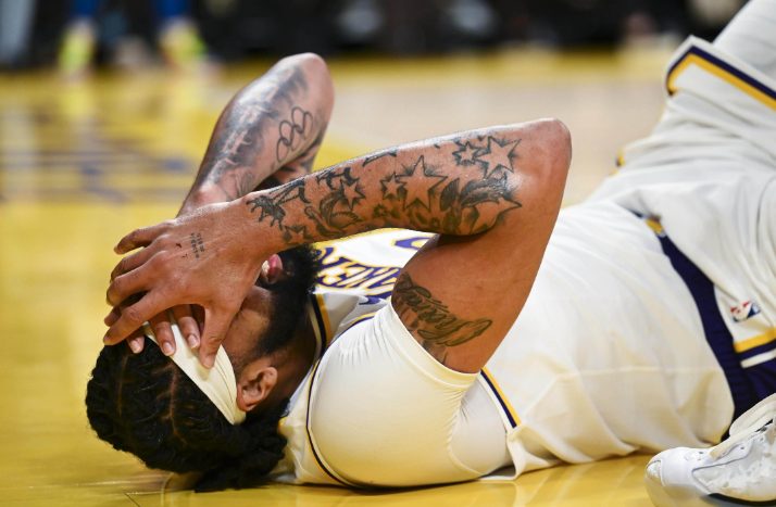 视网膜脱落, 戴维斯康复, 受了视网膜